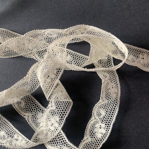 ruban galon, guipure dentelle, en coton, vintage, rétro, blanc cassé pour création couture, collage, mariage, scrapbooking, emballage cadeau