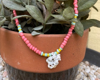 Collar colgante de gargantilla de cuentas de mano