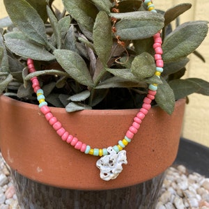 Hand beaded choker pendant necklace