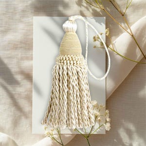 Decorative key tassels, key tassels, vintage style tassels, antique style tassel, furniture tassel, cream tassel, beige tassel, ivory tassel