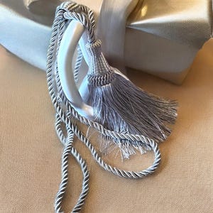 Curtain tie backs, silver curtain tassels, tassels tie backs, vintage style curtain tie tassels, antique style tassels, curtain ropes