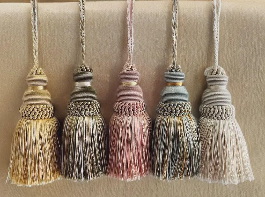 Glands De Décoration Suspendus Beige - Lot De 2 Pompons DIY Pour Sacs, Rideaux, Clés Et Artisanat