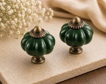 Green Victorian Pumpkin Cabinet Knobs – Vintage Style Drawer Pulls, Antique Brass Cupboard Handles, Shabby Chic Furniture Hardware