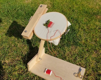 EMBROIDERY HOOP STAND, quilt hoop holder, hand embroidery stand, cross stitch hoop holder