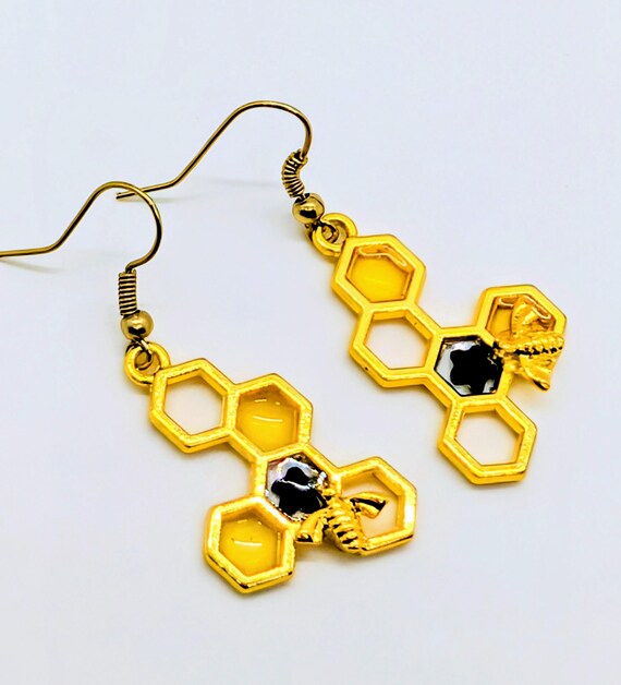 Handmade Honeycomb with Bee, Upcycled Bicycle Innertube Resin Dangle Earrings