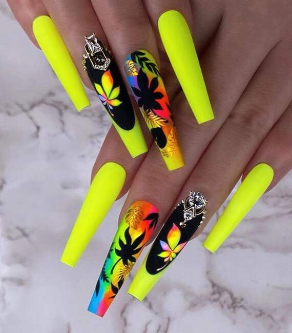Neon Pigment Powder Fluorescent Nail Glitter Set – Brooklyn Born Cosmetics | Nail Art 12 Color Series Fluorescent Color Box Set Nail Sequins | Neon Pigment Powder Fluorescent Nail Glitter Set – Brooklyn Born Cosmetics | Nail Art 12 Color Series Fluorescent Color Box Set Nail Sequins |