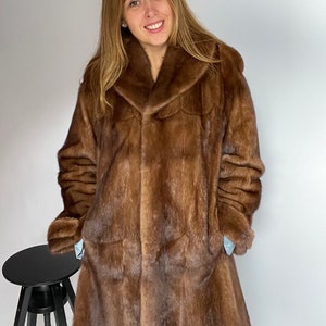 Vintage Mink Fur Coat: Natural Brown Lithuanian Fur, Size XXL