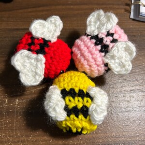 Valentines Bees | Crochet Amigurumi Bumblebee Plush