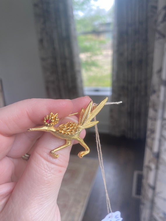 Vintage 60's-70's Gold Plated Roadrunner Brooch P… - image 1