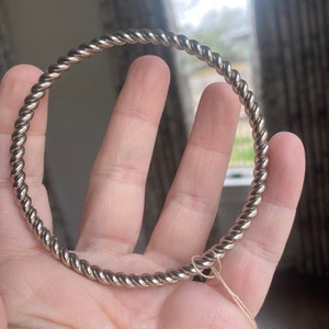 Vintage Silver Tone Cable/Rope Bangle