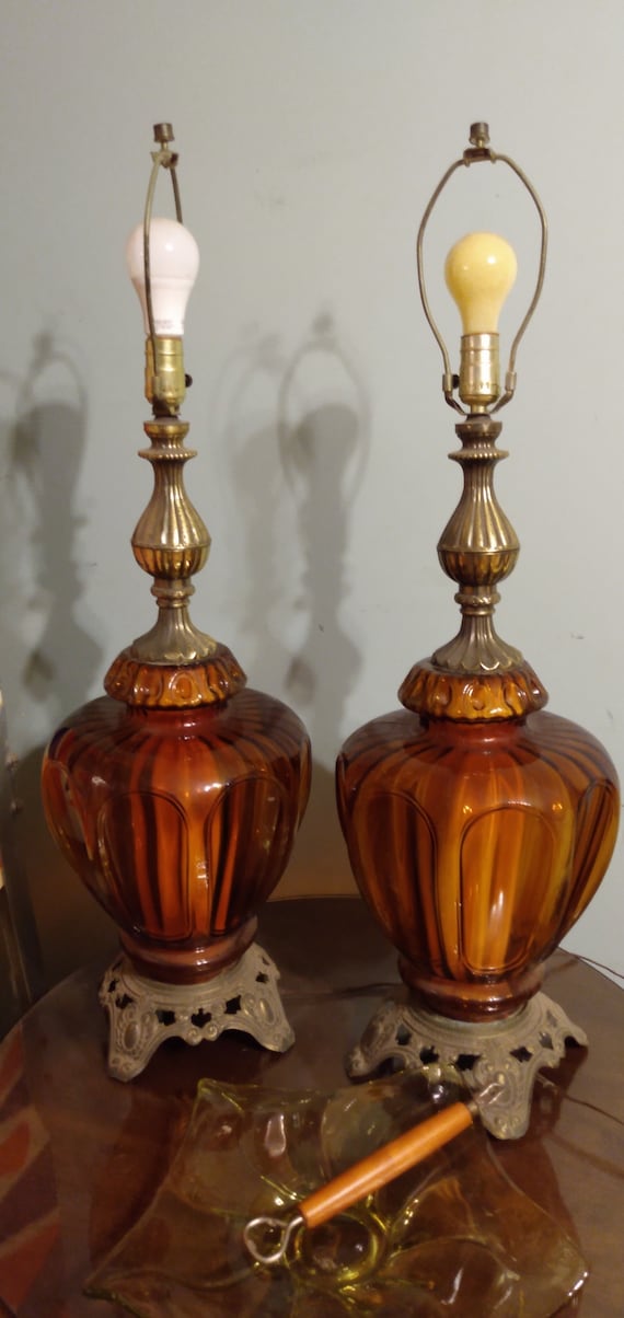 Mid Century Pair Amber Glass 60s 3 Way Lighted Base Lamps Vintage
