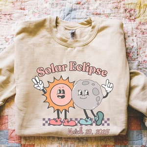 Solar Eclipse 2025, Eclipse Sweatshirt, Solar Eclipse Sweatshirt, Womens Solar Eclipse Shirt, Groovy Sweatshirt, Solar Eclipse Group Shirt