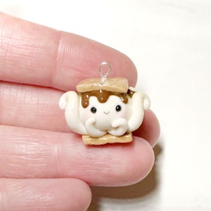 Amuleto de argila de polvo Smores - Amuleto de argila de polímero Kawaii - Marcador de ponto