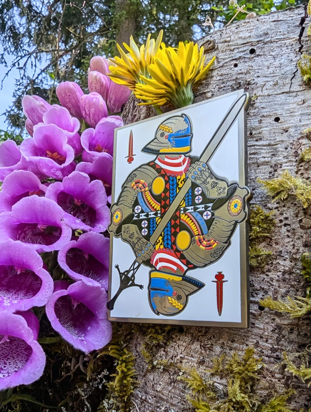 Antique Gold Knight Enamel Pin – Fantasy Dnd Gift - Etsy