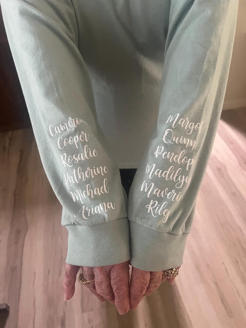 Personalized Long Sleeve Grandma Shirt With Grandkids Names - Oma Shirt With Grandkid Names - Personalized Gift For Abuelita - Gift For Nana immagine 10