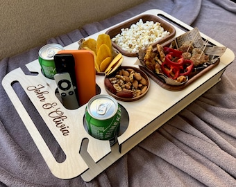 Bandeja de aperitivos personalizada para sofá/bar/barra de sofá/regalos de madera para hombres/regalo para esposos/caja de regalo de Navidad/bandeja de TV personalizada