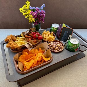 Customizable wine caddy tray with phone and cup slots, great for Father’s Day