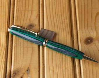 Handmade Comfort Twist Pen in gold with green and gray spectra ply