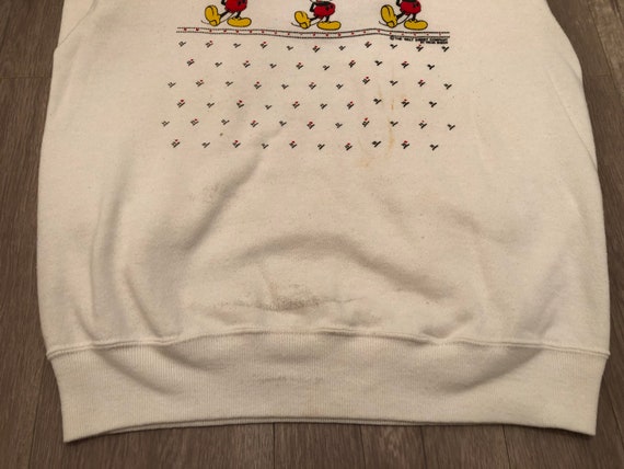 Vintage Mickey Mouse graphic sweatshirt Utah - image 4