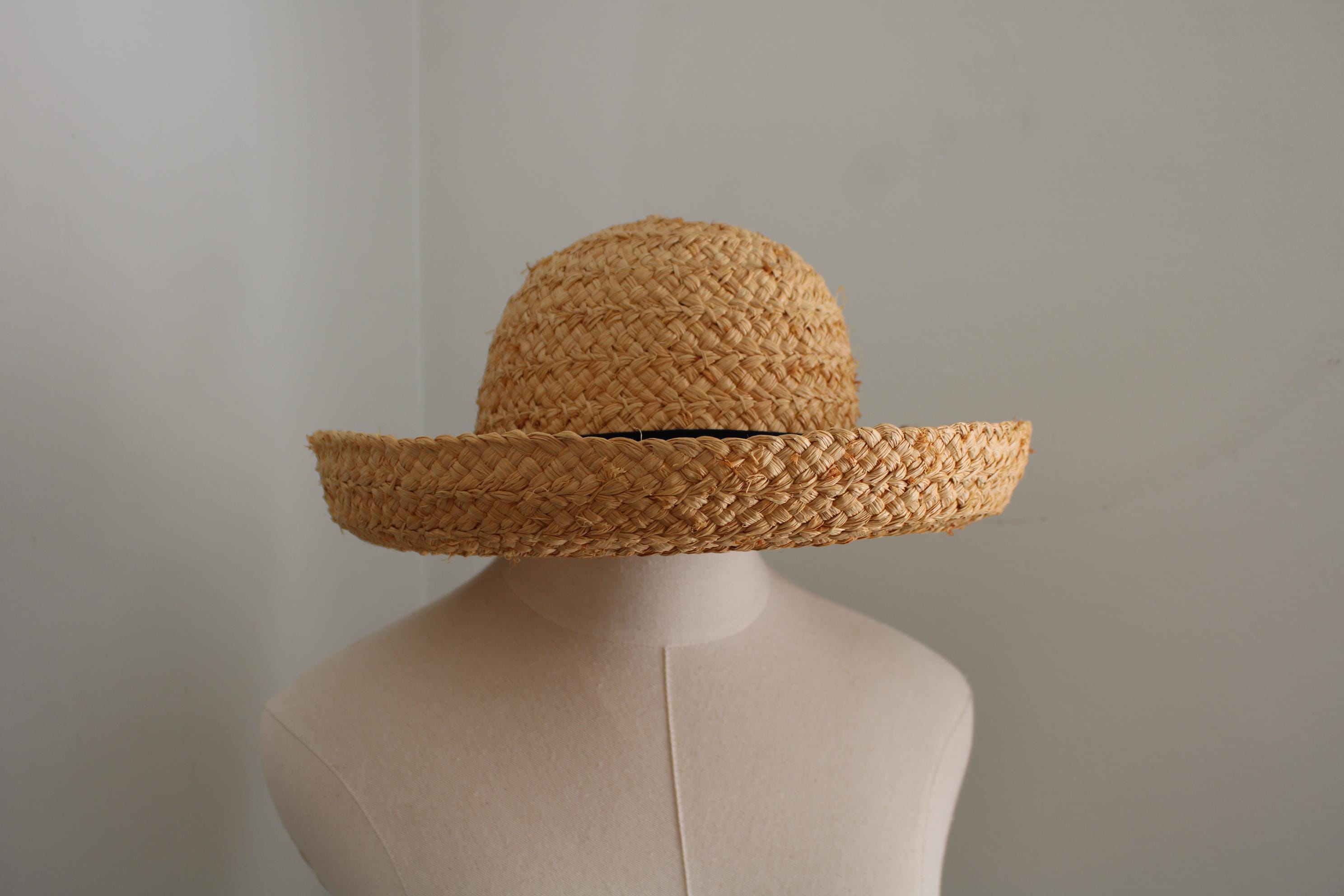 Vintage Women display picture 2