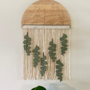 Lasergesneden hangende eucalyptus macrame SVG, Glowforge lasergesneden bestanden, retro modern wanddecor, Inwijdingsfeest groene huiskunst voor hem voor haar