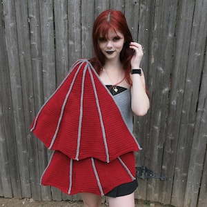 Drachenflügel Gehäkelte Schal | Rot Grau | Fledermausflügel | Cosplay | Fandom | Vampir | Warmer Schal | Handarbeit | Drachen Schal | Kostüm | Verkleiden