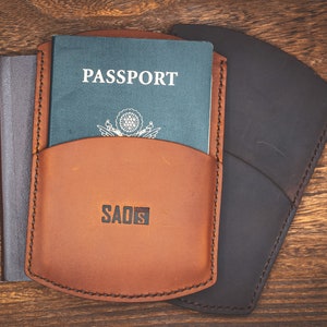 Cartera de pasaporte, porta pasaporte de cuero, cubierta de viaje hecha a mano, regalos para viajeros, estuche de pasaporte en marrón oscuro/marrón bronceado imagen 3