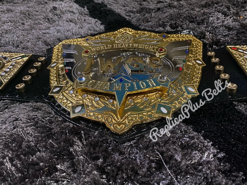 New IWGP / NJPW World Heavyweight Championship V5 Title Belt (3.5mm Zinc) image 1