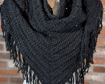Chal / bufanda triangular hecho a mano