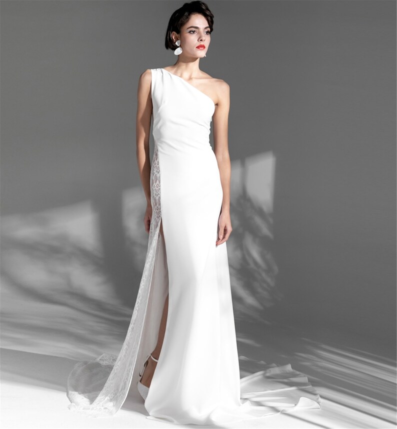One Shoulder White Satin Prom Dress Wedding Dress Split Evening Dress Sleeveless Brush Train Party Dress Prom Gown Formal Dress Women Girls