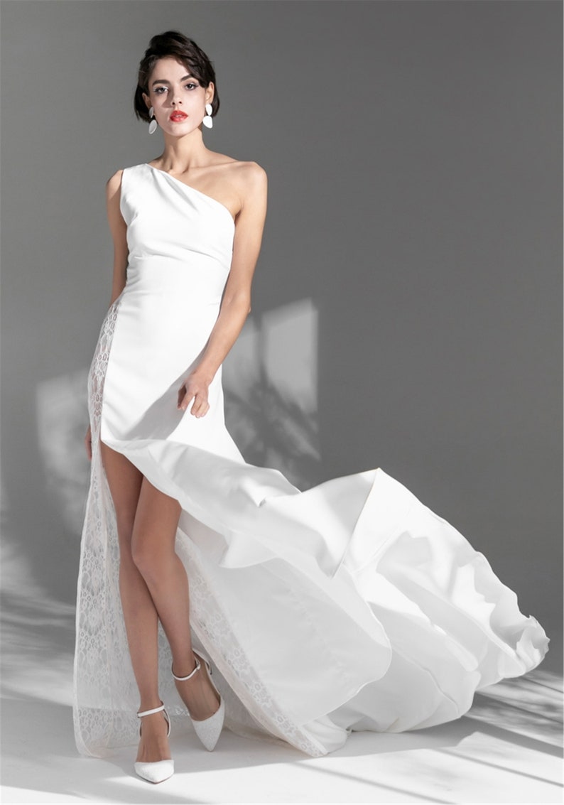 One Shoulder White Satin Prom Dress Wedding Dress Split Evening Dress Sleeveless Brush Train Party Dress Prom Gown Formal Dress Women Girls
