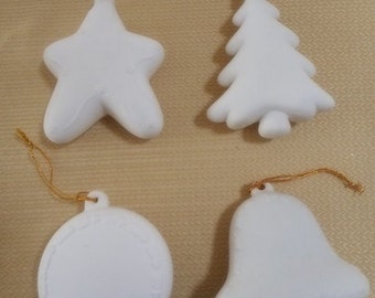 Lot 6 DIY Vintage Ready to Paint Ceramic Tree Ornaments Christmas (1 Star, 2 Pine Tree, 1 Wreath Ball, 2 Bell) Michaels Stores White