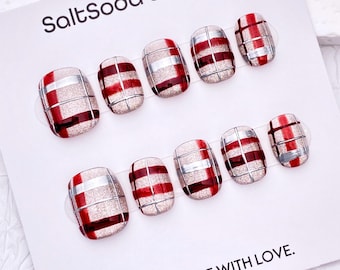 Silver Burgundy Handmade Press On Nails: Glitter Cat Eye, Short Round
