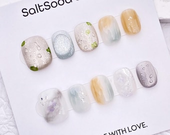 Gentle Tie Dye Handmade Press On Nails: Blue and White, Short Round
