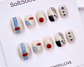 Uñas postizas vintage hechas a mano: Rayas de puntos pintadas a mano, cortas y redondas.