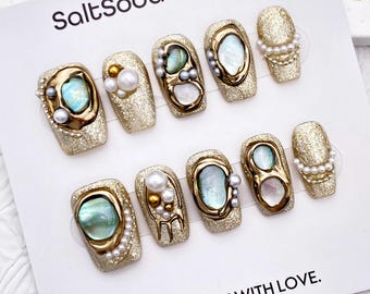 Crystal Pearls Handmade Press On Nails: Glitter Champagne Gold, Medium Square