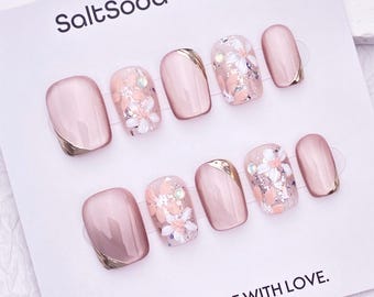 Uñas postizas hechas a mano con flores brillantes: Ojo de gato rosa claro, cuadradas cortas