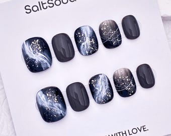 Glitter Black White Tie Dye Handmade Press On Nails: Short Round