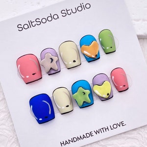 Uñas con forma de corazón y estrella en 3D, diseño de anime kawaii, uñas de colores brillantes, uñas cortas de ataúd, uñas postizas hechas a mano, uñas de fiesta encantadoras.