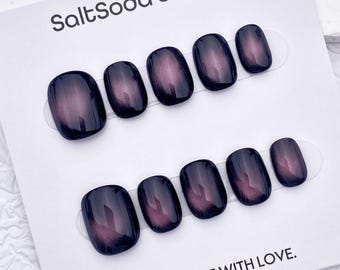 Purple Cat Eye Handmade Press On Nails: Short Round