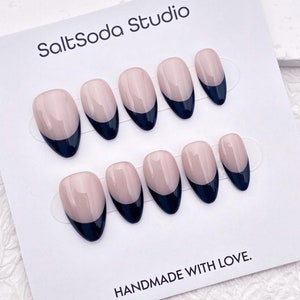 Black French Tip Nail/Cute Short Oval Nail/Handmade Press on Nail/Simple Easy Nail/Elegant Minimalist Nail/Trendy Popular Prom Nail