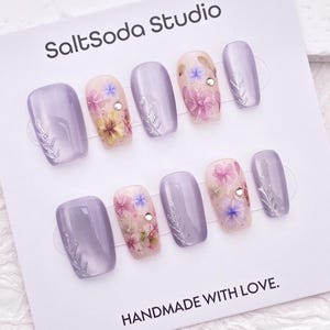 Wildflower Cat Eye Press On Nails: Purple Floral Square Nail Set