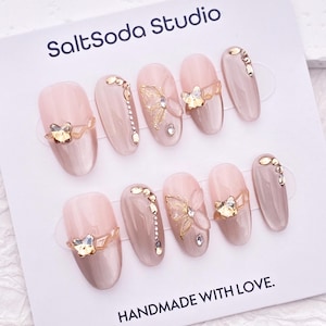 Crystal Butterfly Press On Nails: Light Pink Cat Eye, Handmade Valentine&#39;s Day Nails