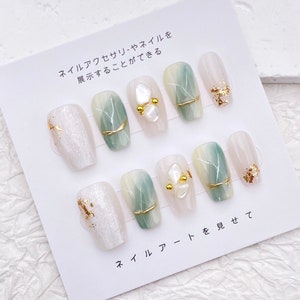 Simple Elegant Classy Nail/Cute Medium Coffin Nail/Handmade Press on Nail/Delicate Green and White Nail/Spring Trendy Popular Nail