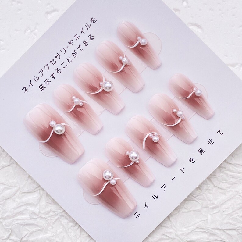 Simple Cute Pearl Nails/ombre Pink and White Nails/handmade Press on
