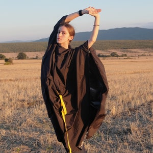 Water proof raincoat, unisex oversize, lightweight cape/poncho with hood, raincoat for walks image 9