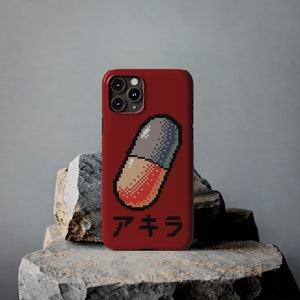 Custodia per iPhone 11-14 Pro, Pro Max, Mini, Plus stile Akira Pill 8-bit