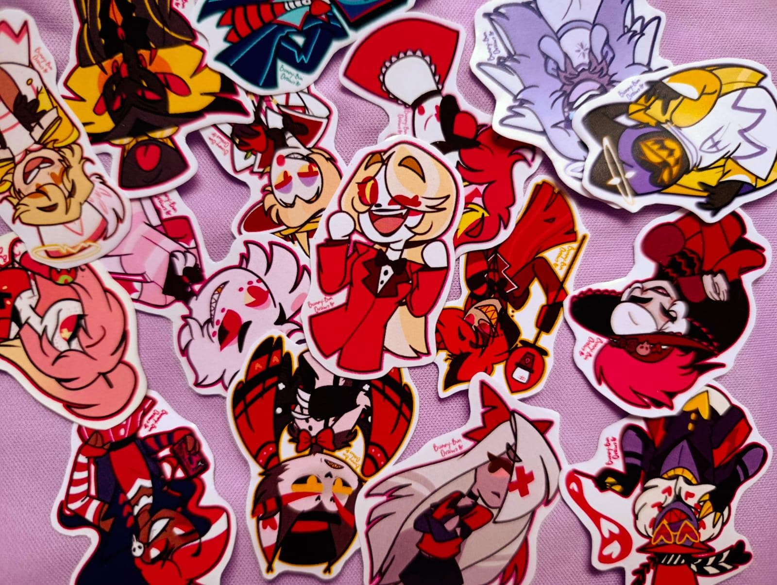 HAZBIN HOTEL キャラクターシール 2枚 HAZBIN HOTEL キャラクターシール 2枚 Amazon.co.jp: ハズビン・ホテル