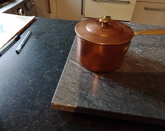 Small vintage  copper and brass saucepan with lid tin lined good condition display functional kitchenailia restaurant chef pastry