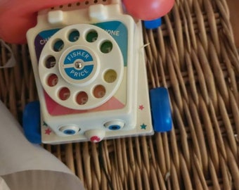 Vintage Spielzeug Fischer-Preis Chatter-Telefon ziehen ein langes Kinderspielzeug Requisite Spielzimmer